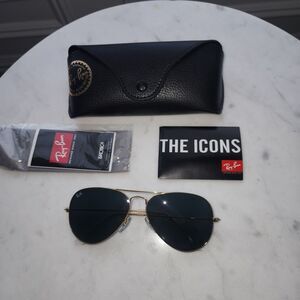 Rayban RB3025 aviator large metal L0205 58-14 135 3n Arista Gold/Green lens